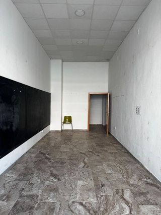 Local comercial en alquiler en Valdepeñas