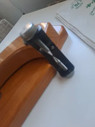 Jamonero madera y acero inox. desmontable
