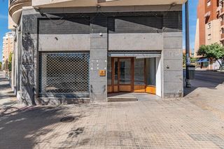 Local comercial en venta en Cerrillo de Maracena - Periodistas en Granada