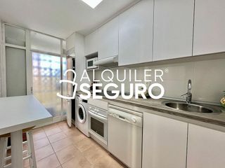 Piso en alquiler en La Paz en Madrid
