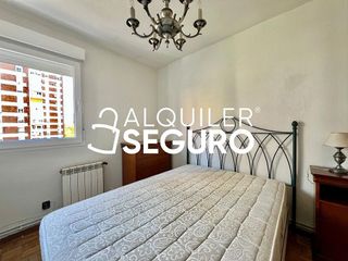 Piso en alquiler en La Paz en Madrid