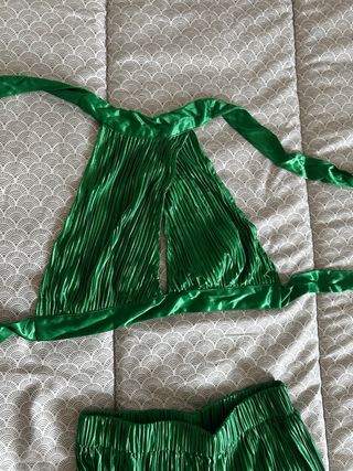 Conjunto SHEIN top y pantalón ancho verde