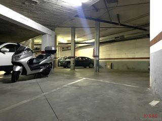 Garaje en venta en Can Clota en Esplugues de Llobregat