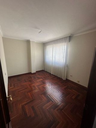 Piso en alquiler en Calvario - Santa Rita en Vigo