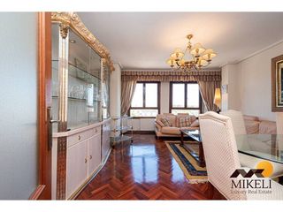 Piso en alquiler en General Dávila en Santander