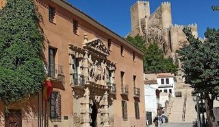 Hotel en alquiler en Almansa
