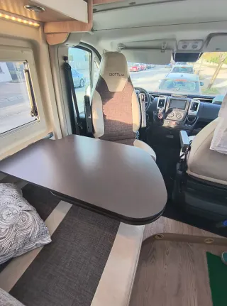 Big Camper - autocaravana 2023