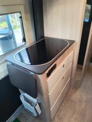 Big Camper - autocaravana 2023