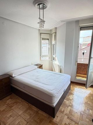 Ático en alquiler en Numancia - San Fernando en Santander