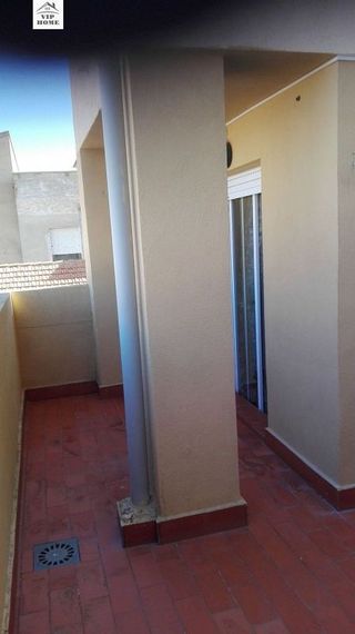 Piso en alquiler en Hospital - Parque sur en Albacete