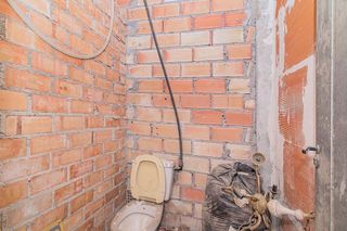 Local comercial en venta en Zona Poniente en Armilla