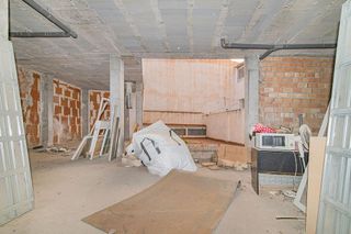 Local comercial en venta en Zona Poniente en Armilla