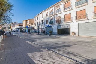 Local comercial en venta en Zona Poniente en Armilla