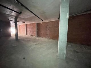 Local comercial en alquiler en Arrancapins en Valencia