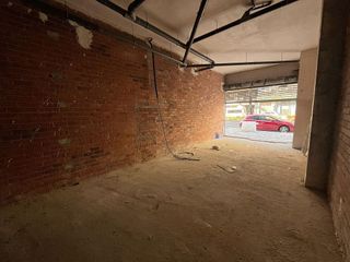 Local comercial en alquiler en Arrancapins en Valencia