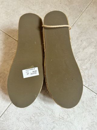 Zapatos de cuña rosas con cordones