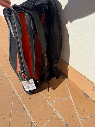 Paletero Bullpadel Negro y Naranja