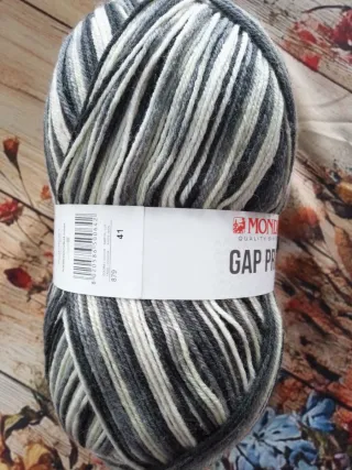 Lanas Mondial -  7 Ovillos de lana