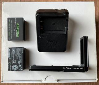 Fujifilm GFX 50R + Accesorios
