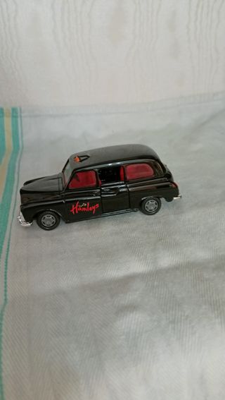 Modellino Auto Taxi Nero