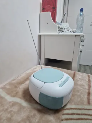 Reproductor CD MOOOV Portátil Azul y Blanco