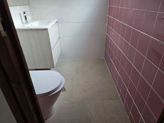 Local comercial en alquiler en Sants-Badal en Barcelona