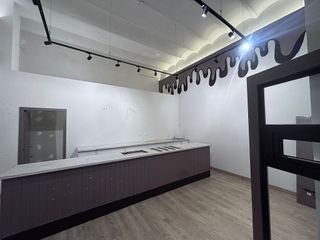 Local comercial en alquiler en Sant Andreu de Palomar en Barcelona