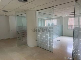 Local comercial en alquiler en El Putxet i el Farró en Barcelona