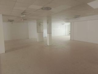 Local comercial en alquiler en Tavernes de la Valldigna