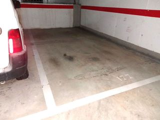 Garaje en venta en Sant Joan Despí