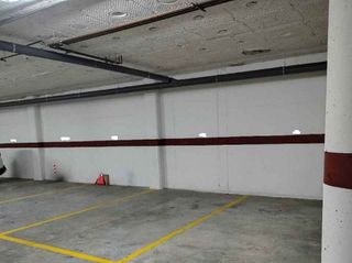 Garaje en venta en Zona Avda. Juan de Diego - Parque Municipal  en Bormujos