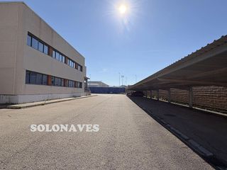 Nave industrial en alquiler en Muela (La)