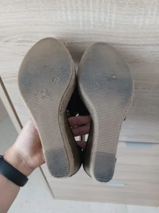 Cuñas esparto Corina negras