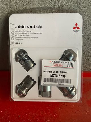 Tuercas Antirrobo Mitsubishi Outlander