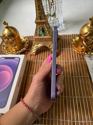 iPhone 12 Morado