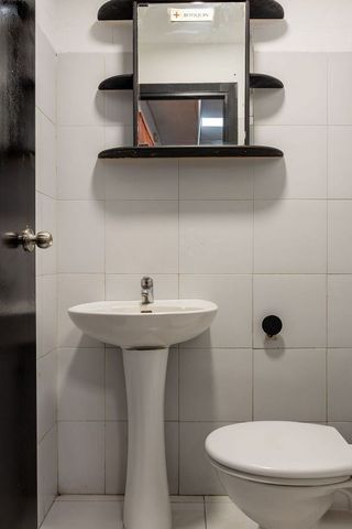 Local comercial en venta en San Pedro de Alcántara pueblo en Marbella