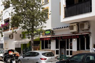 Local comercial en venta en San Pedro de Alcántara pueblo en Marbella