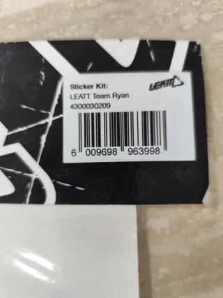 Pegatinas para collarín Leatt