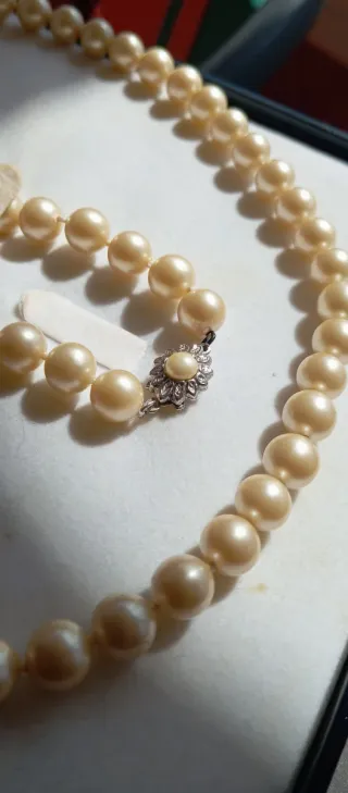 Antiguo y Precioso Collar de Perlas