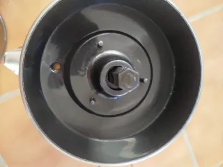 Exprimidor eléctrico H&M Diseño