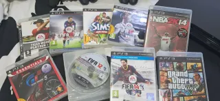 PS3 PlayStation 3 Negra con 2 Mandos y 11 Juegos