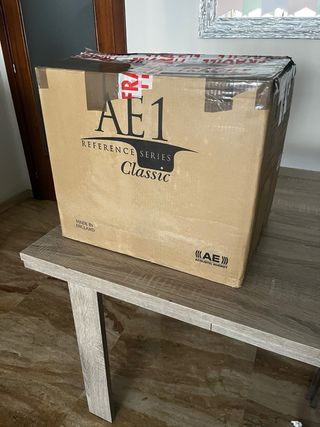 Altavoces AE 1 Reference Classic Negros