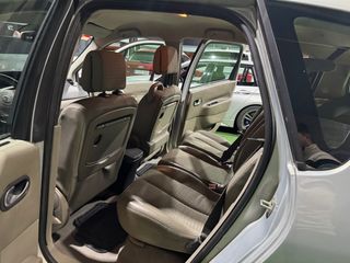 RENAULT Scénic CONFORT AUTHENTIQUE 1.9DCI