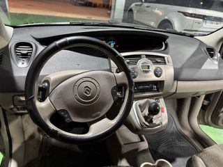 RENAULT Scénic CONFORT AUTHENTIQUE 1.9DCI