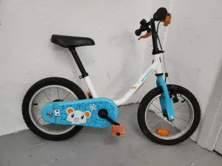 Bicicleta infantil BTWIN blanca y azul