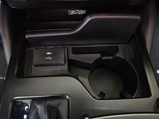 Lexus ES 2.5 300h Luxury D-View