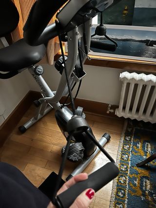 Bicicleta estática con remo- San Sebastián