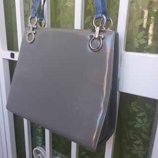 Borsa Salvatore Ferragamo Grigia