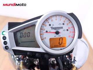 TRIUMPH SPEED TRIPLE 1050