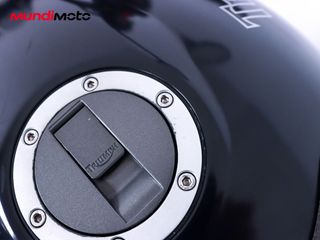 TRIUMPH SPEED TRIPLE 1050